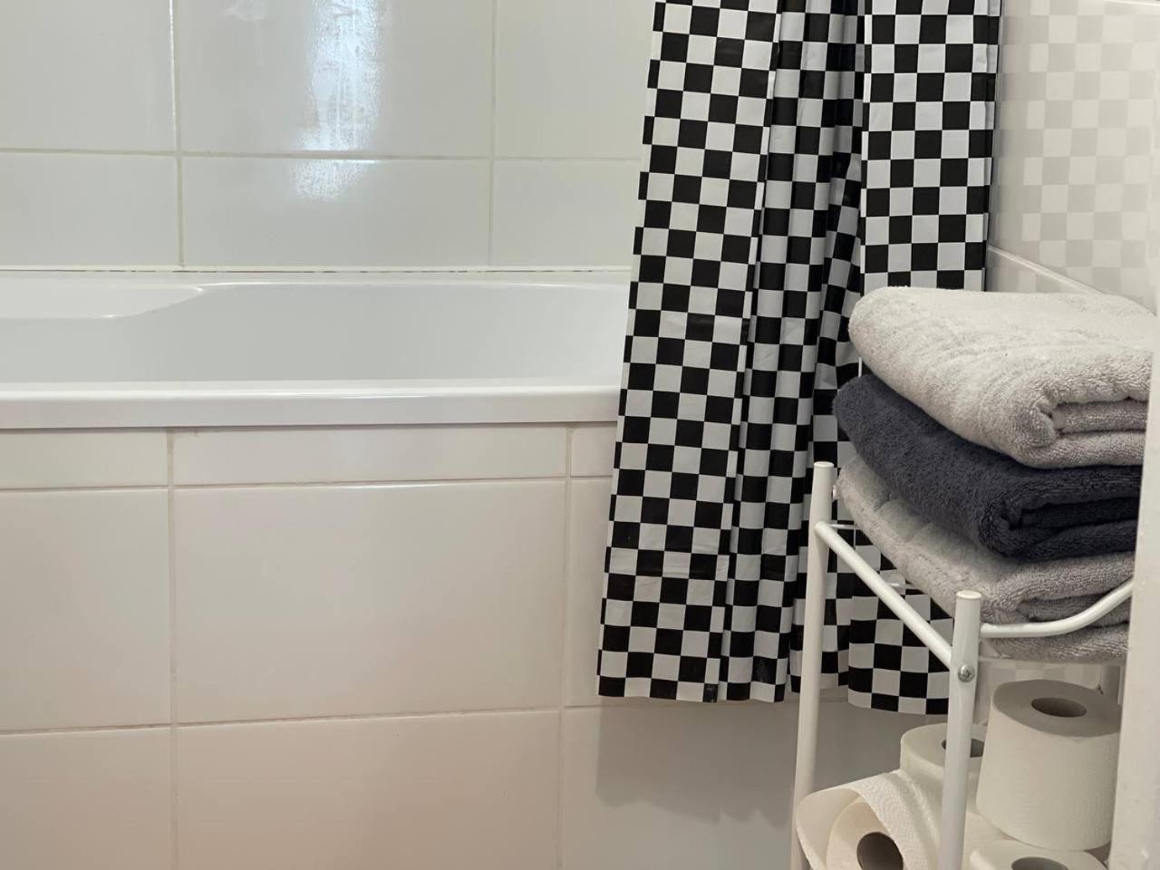 Calm Corner Apartment